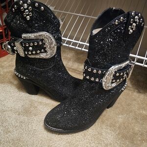 Sparkling Black Rhinestone Heeled Boots